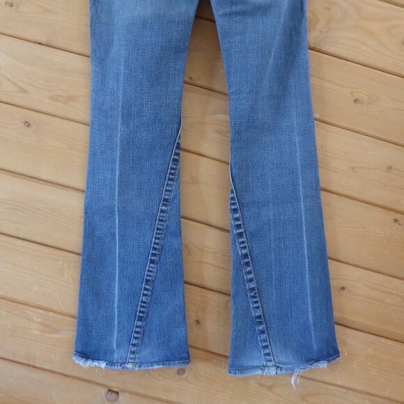 Blue Religion Light Blue Low Rise Boot Legs Yellow Button Flap Pockets Jeans 28 - Picture 9 of 15